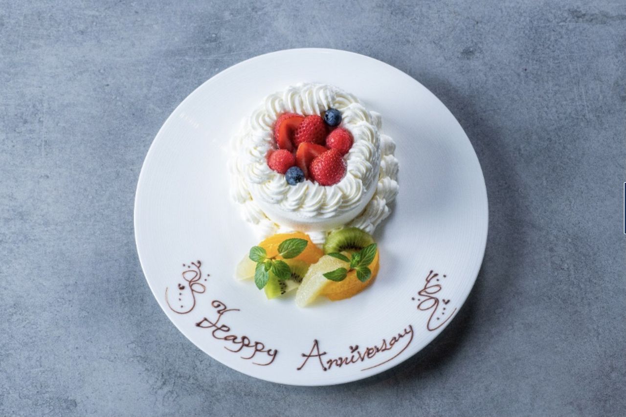 12/1～12/19【WEB割・アニバーサリーランチ🍰】乾杯ドリンク付き冬の灯りランチフルコース