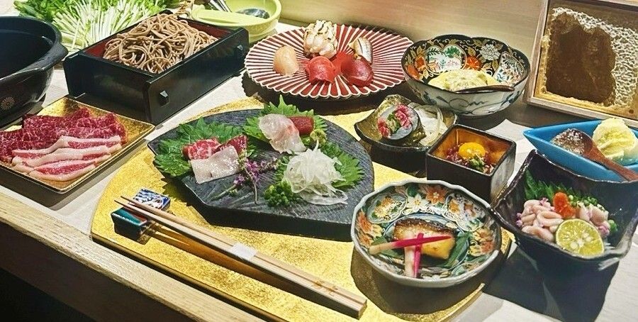 "Kiwami" Sushi Makko Course