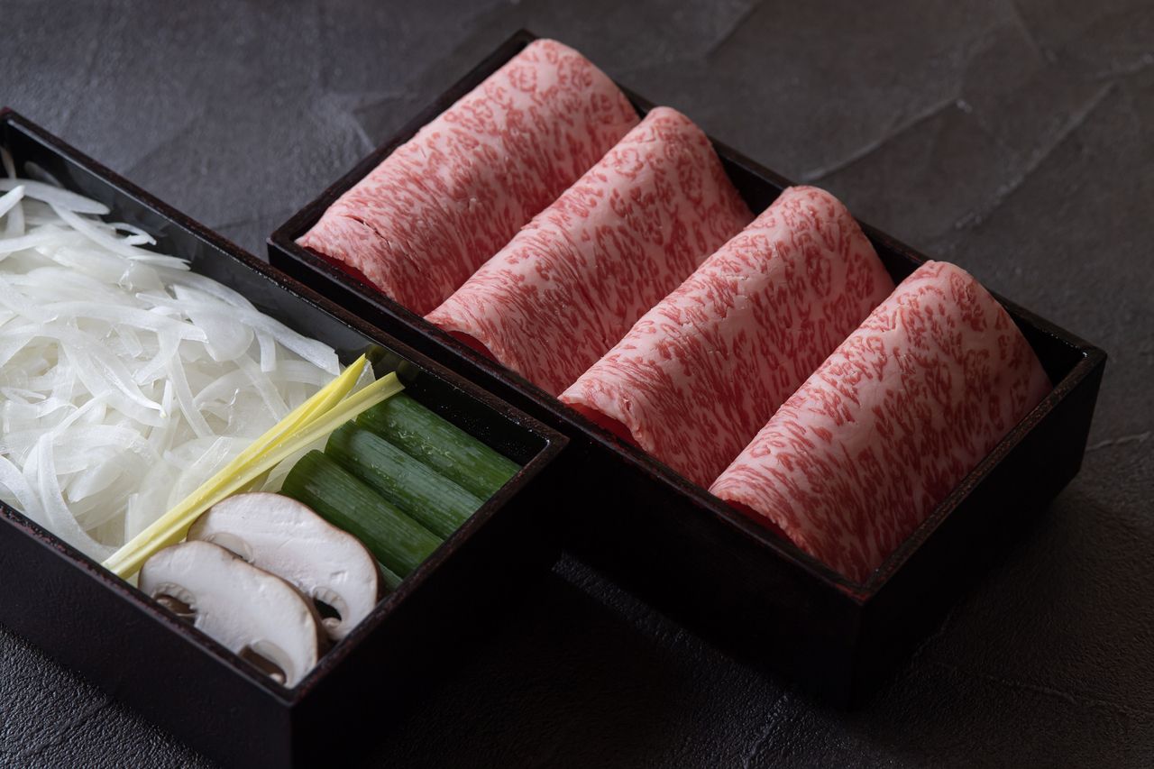 【幻の和牛】 石垣牛会席C（蟹甲羅揚げなど全7品）