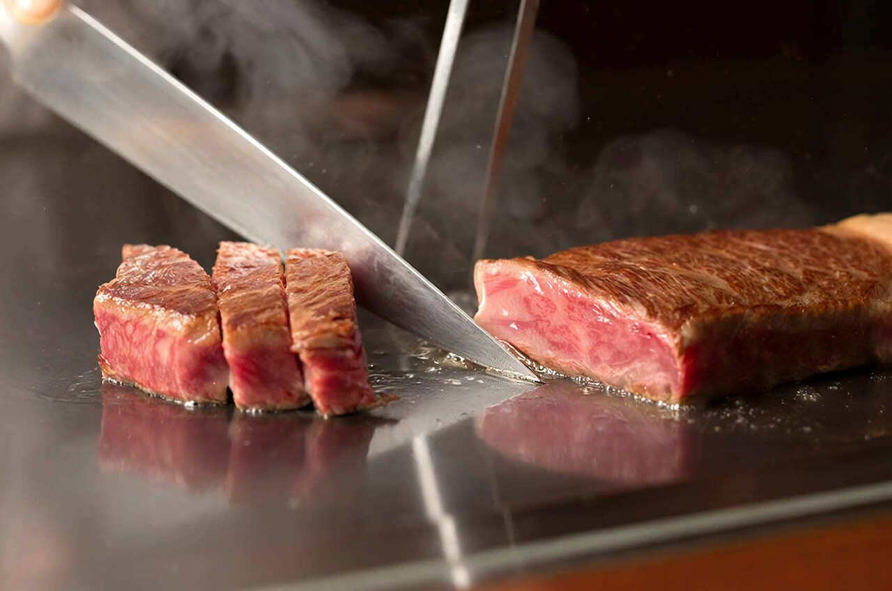 【スタンダードコース】A5黒毛和牛×鮑 / 人気料理全7品