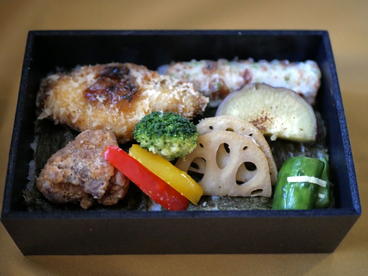 大人様のり弁　1,900円