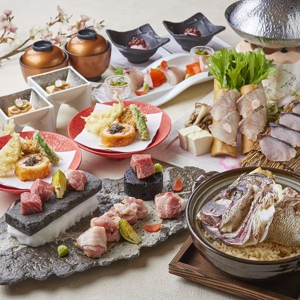 【土鍋ごはんが選べる！冬の高級食材『極み』コース】 「寒ぶりしゃぶ小鍋」「たら白子天ぷら手巻き鮨＆とろたく手巻き鮨」「真ふぐの“ふぐかつ”」＆選べる土鍋ご飯 「本ずわい蟹土鍋or鮭はらすとイクラ土鍋orお頭付き鯛めし」平日限定 特別価格 5,980円→5,500円(税込)