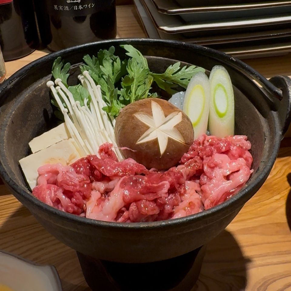 [Seasonal Countryside Kappo Course + Gassan Wagyu Beef Sukiyaki + All-You-Can-Drink] Enjoy Yamagata's country cuisine + all-you-can-drink draft Gassan Beer, Yamagata Sake, and other drinks / 6 dishes in total, including Gassan Wagyu Beef Sukiyaki from Nishikawa Town * Appetizers are included in the course menu