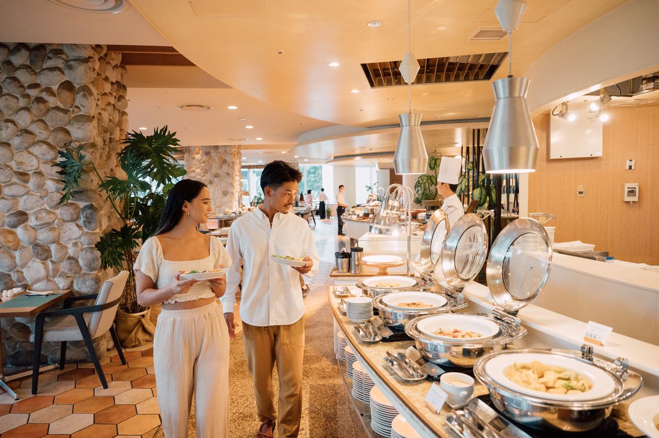 ★Weekend and public holidays Lunch Buffet Adult