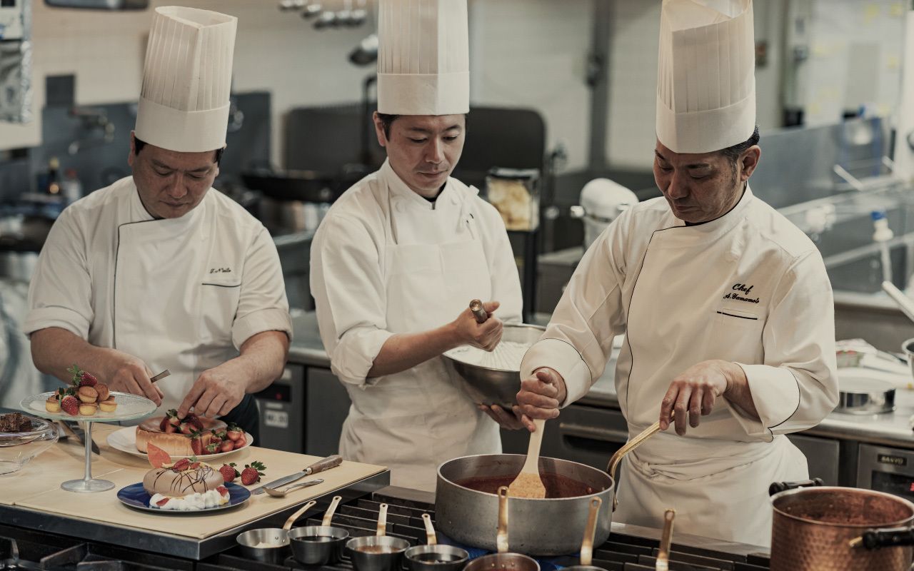 Sweets & Lunch Buffet Feast of the Master: Winter Desserts and Stone Oven Recipes　Adult