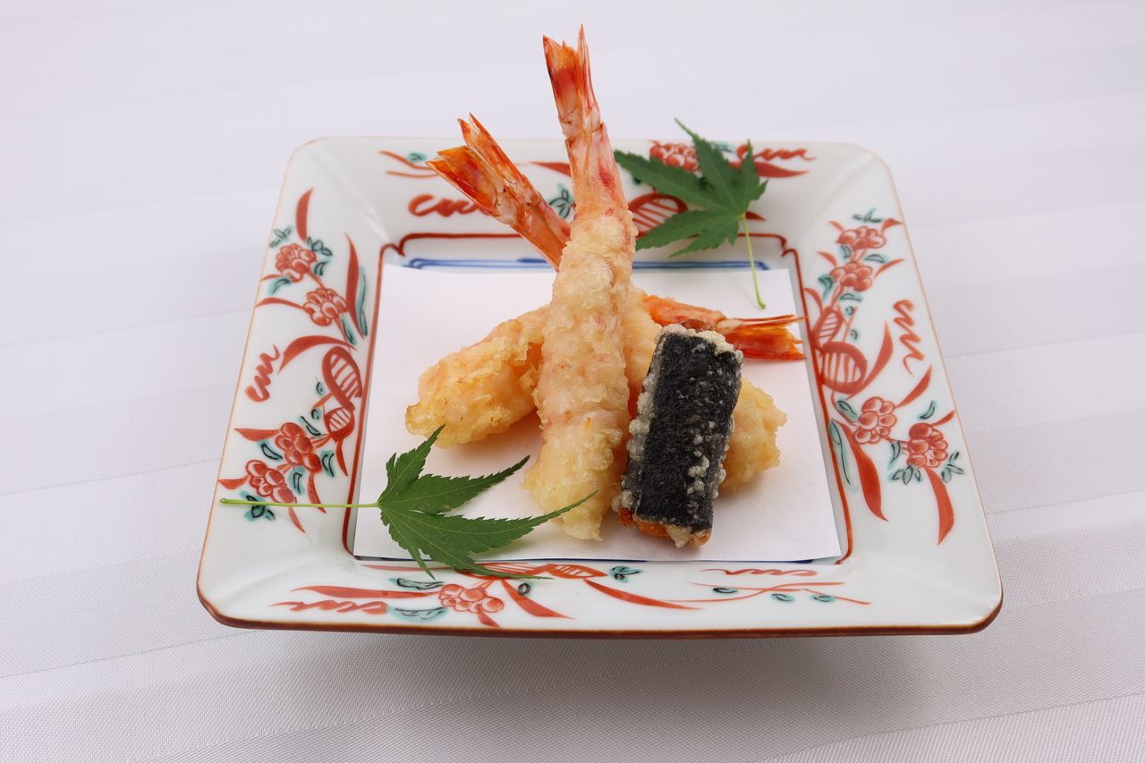 Famous Kyoto-style Tempura Kaiseki "Gion" (Lunch)