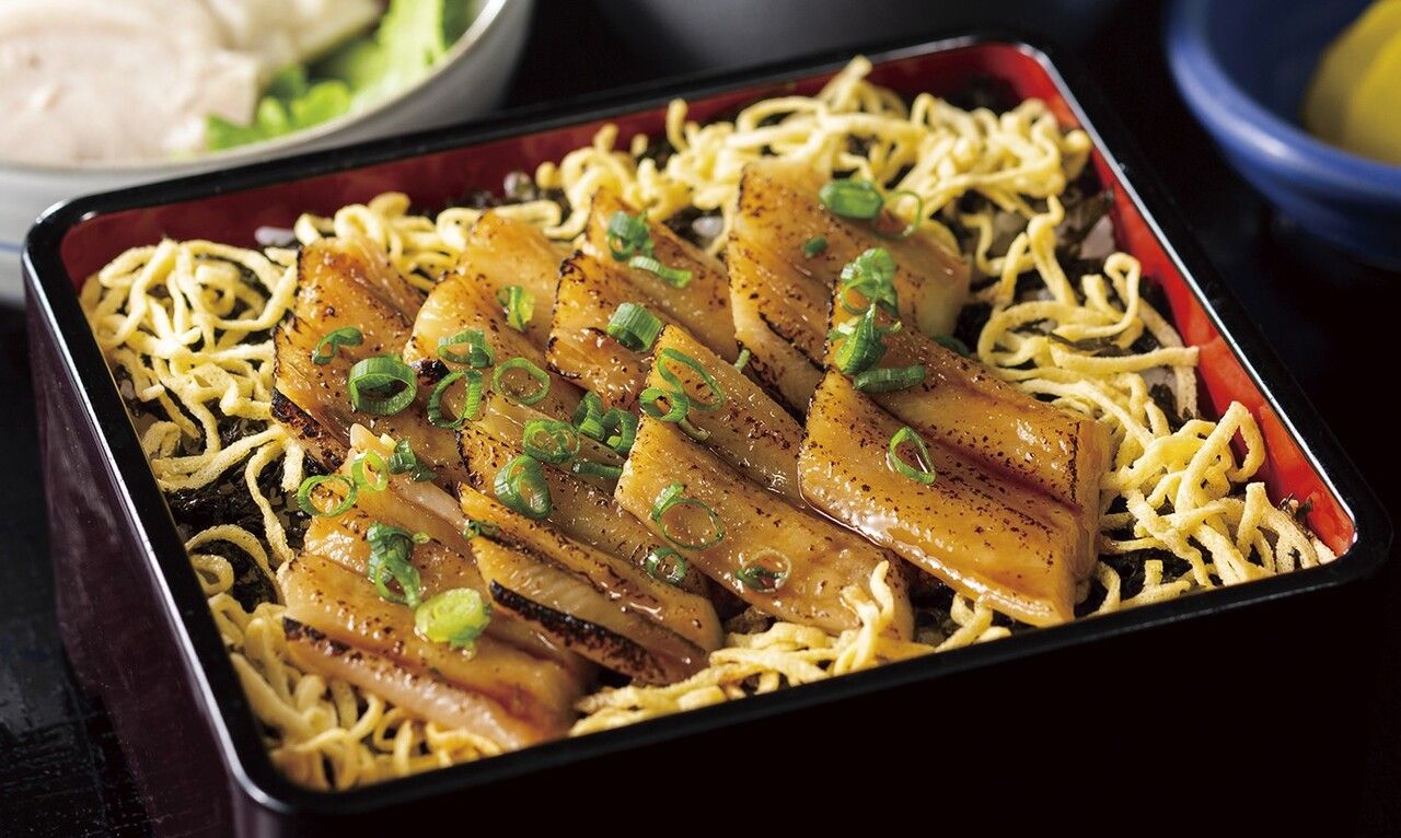 【Lunch Menu】Grilled conger eel over rice set meal