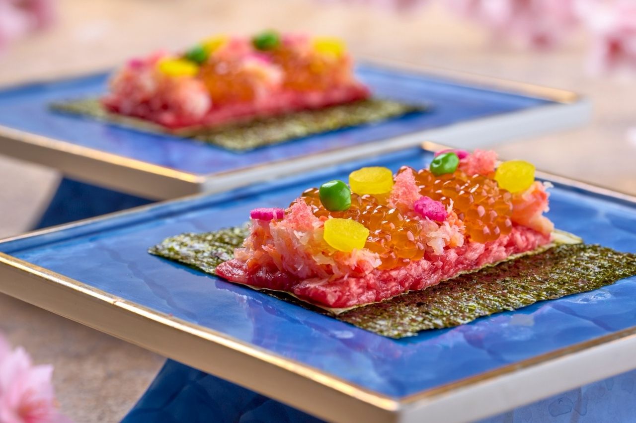 期間限定3月31日まで。【梅田うしみつ開店記念コース】飲み放題付き！新商品「厳選和牛の蟹・いくらバラチラシユッケドッグ」「厳選焼物7種」「海苔冷麺」をご提供。