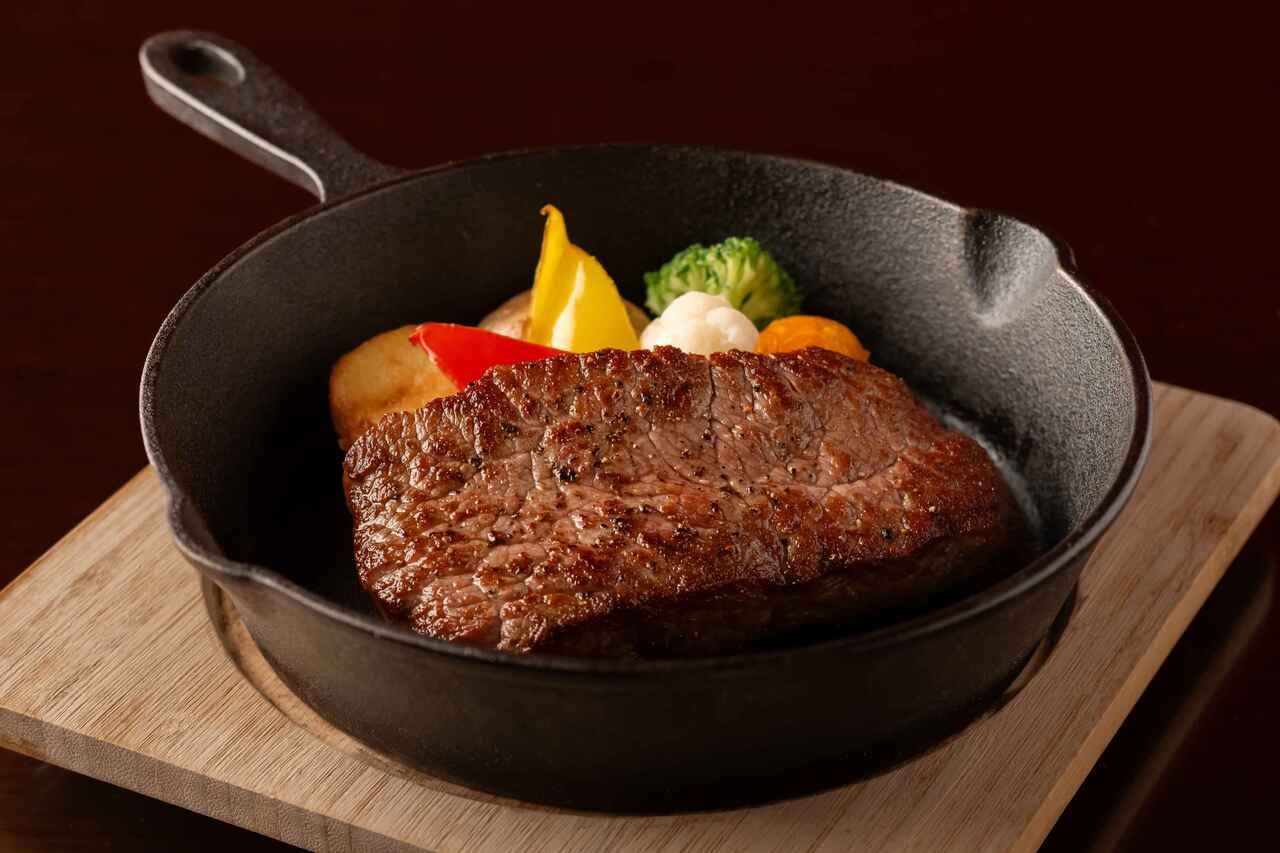 Beef fillet steak with seasonal warm vegetables 