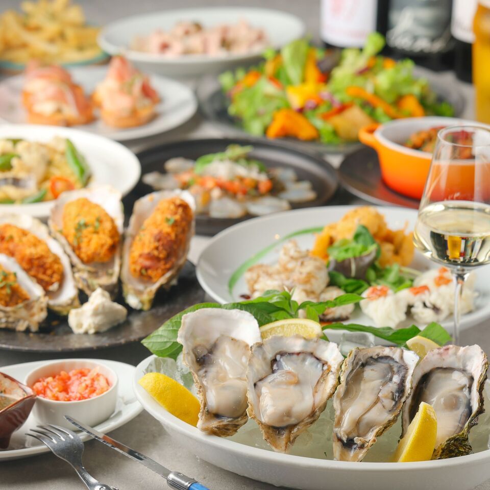 [Until March 31st] Enjoy the bounty of the winter sea! 3 types of oysters tasting plan with all-you-can-drink