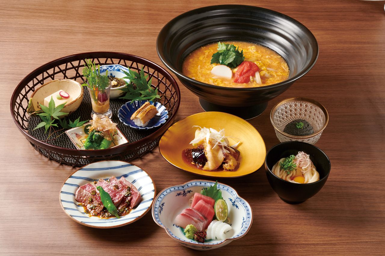 Comes with a toasty drink　Specially selected udon kaiseki 7,500 yen