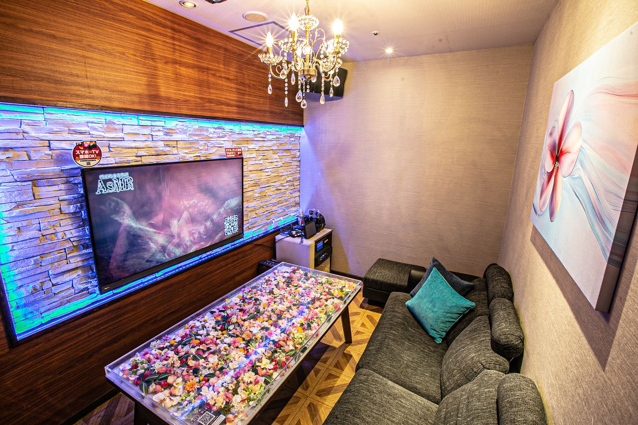 【★平日限定 カラオケ個室3Hプラン★】ハート×チョコアフタヌーン&セイヴォリー+ソフトドリンク飲み放題