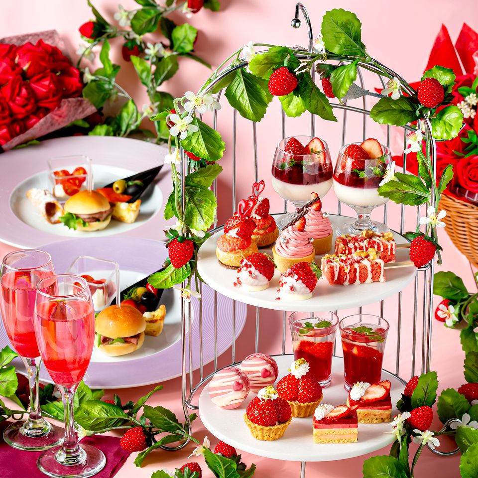 [Strawberry-themed Afternoon Tea with Toast ★ 2 Hours] Strawberry Sweets Stand x Free Cafe Coffee