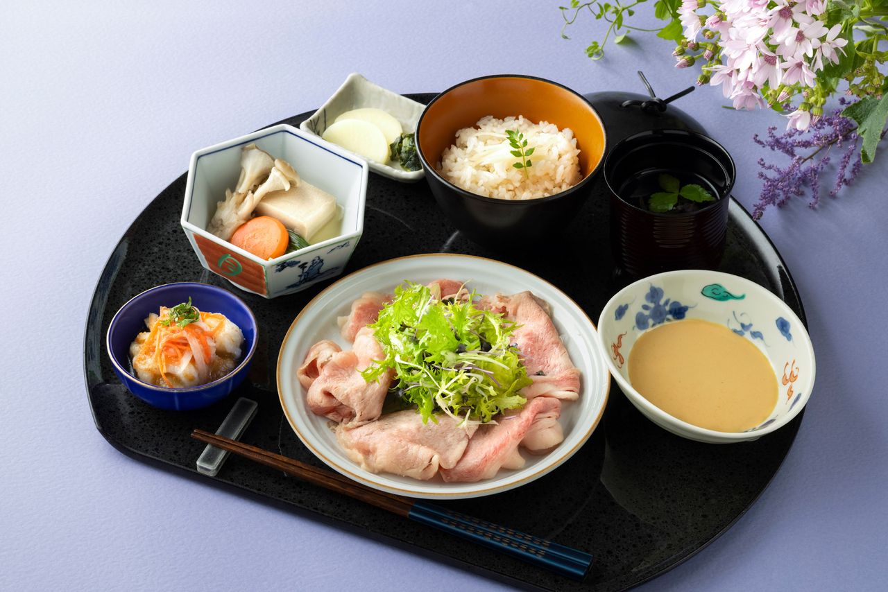 [Solo entre semana en junio] BAMBOO Gozen Minazuki (con café o té TWG)