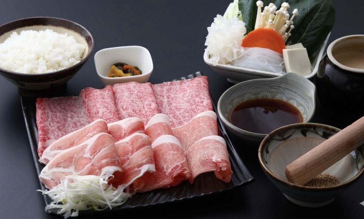 【Officially the lowest price】【12th-floor view】Window seat guaranteed! The manager’s recommended “Lunch Full Course”: appetizer + 80g of A5 Matsusaka beef + two types of meat (40g each) to choose from + dessert + one drink including sparkling wine! ¥4300 ⇒ ¥3000 (Limited-time offer until Oct 10: ¥1300 off!)