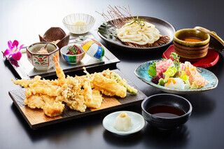 Master Chef's Tempura Course (9 tempura items) - Satisfying Course: ¥8,800 (tax included)