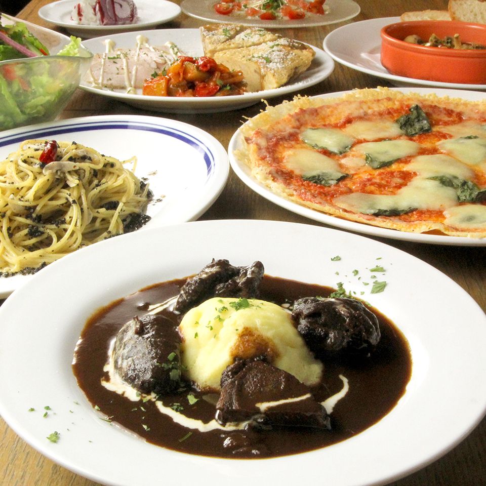  鹿スネ肉のとろとろ赤ワイン煮込みとウニのペペロンチーノのベラピスタコース8品　2時間飲み放題付　6月1日から