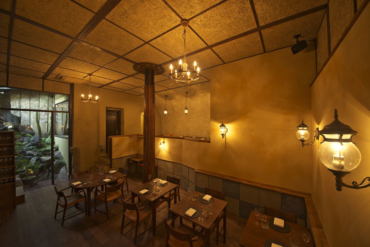 Lunch course ¥16940(tax and service included) 