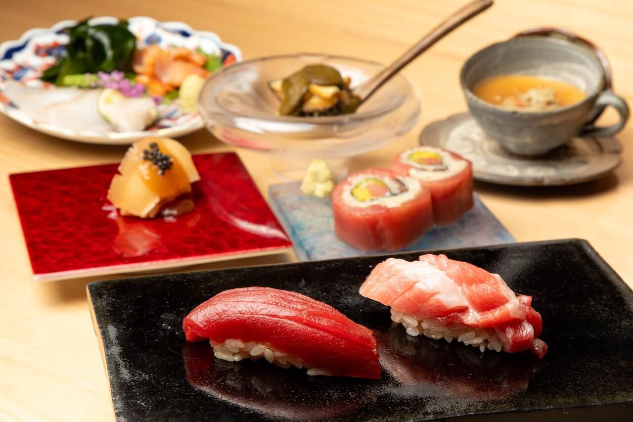 [Signature Course] A total of 19 dishes embodying Kōrin’s dedication (11 nigiri pieces / 7 appetizers / one bowl dish)