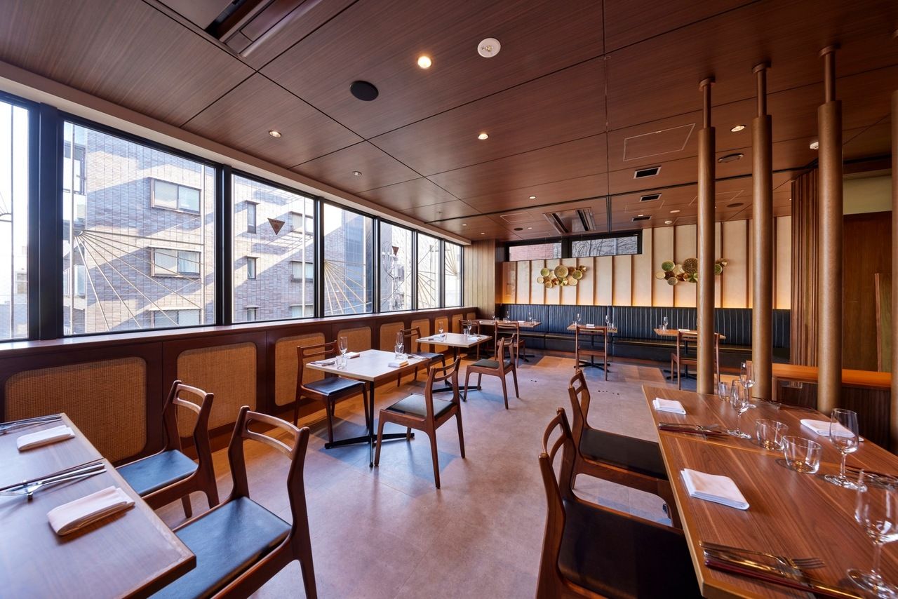 [Lunch] Seat reservations only; available on weekdays only