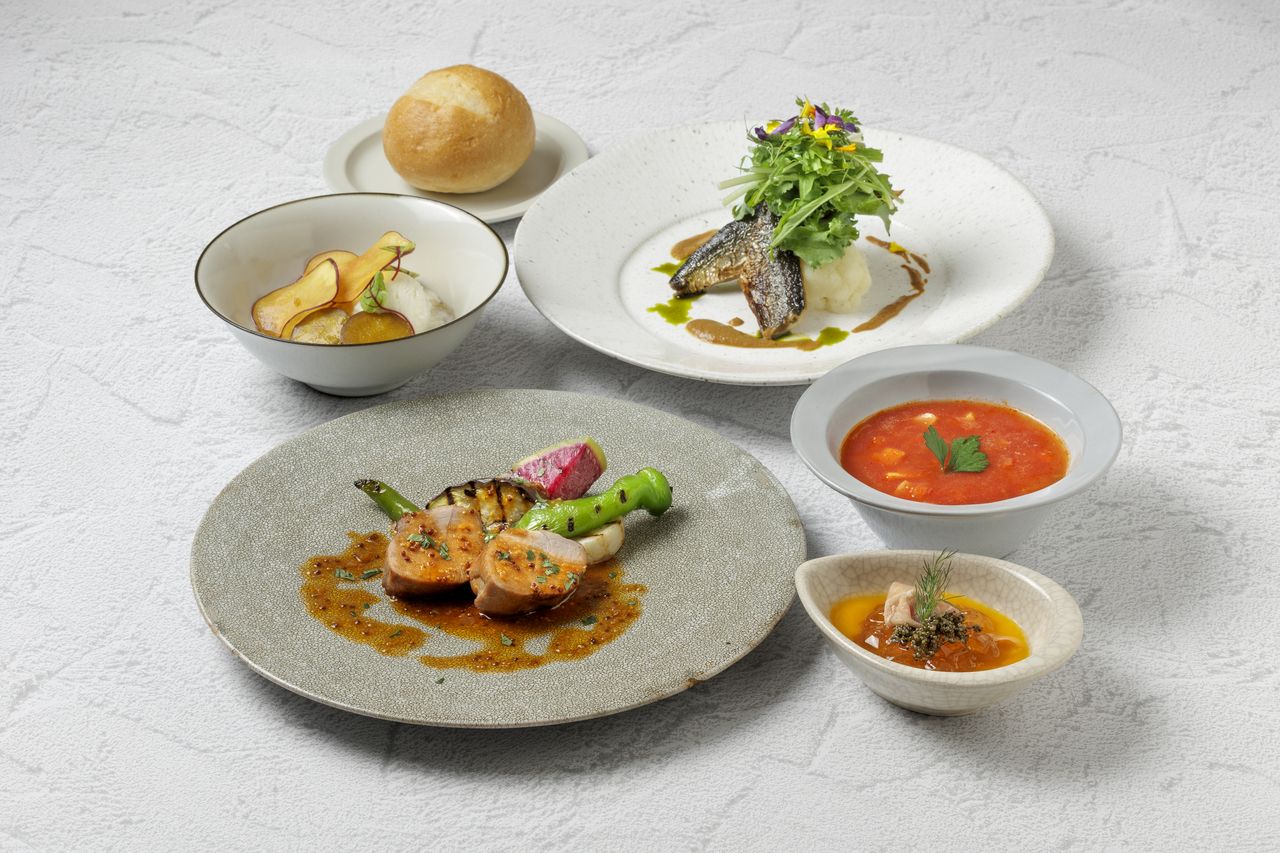 【런치】Hyssop's Hearty Lunch Set