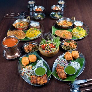 Lunch&Dinner/Bangera’s Traditional Course - 12 item