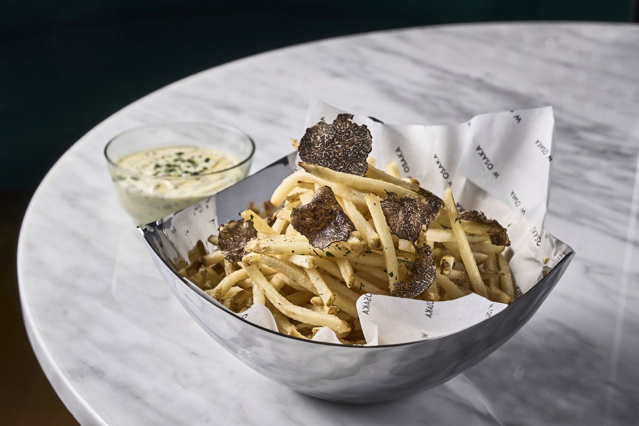 ※2-person plan [Truffle-flavored french fries with house truffle sauce / includes a choice of colored mocktails]