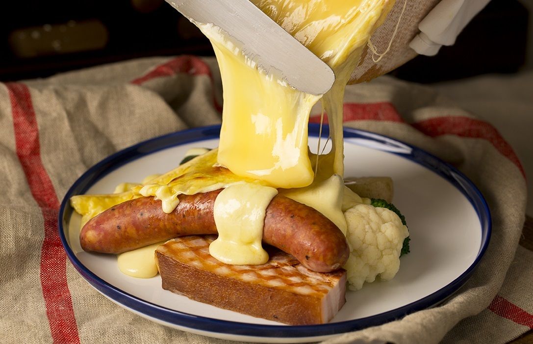 Cheese & Wine Den Hibiya