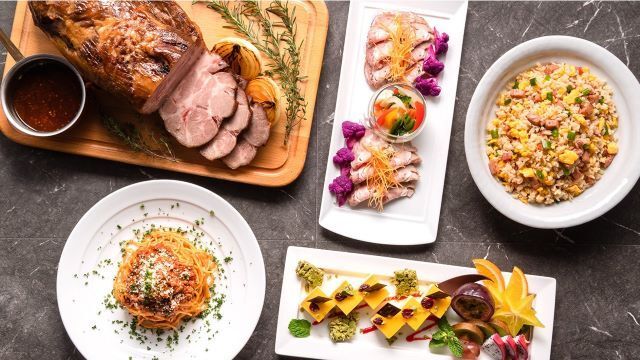 All Day Dining / Orion Hotel Motobu Resort & Spa