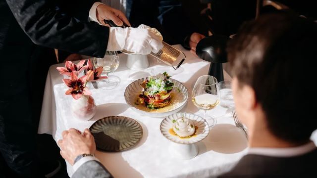 Le Pristine Tokyo / Hotel Toranomon Hills - The Unbound Collection by Hyatt