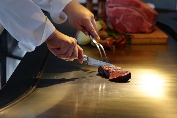 Teppanyaki Izumizaki / Okinawa Harbourview Hotel