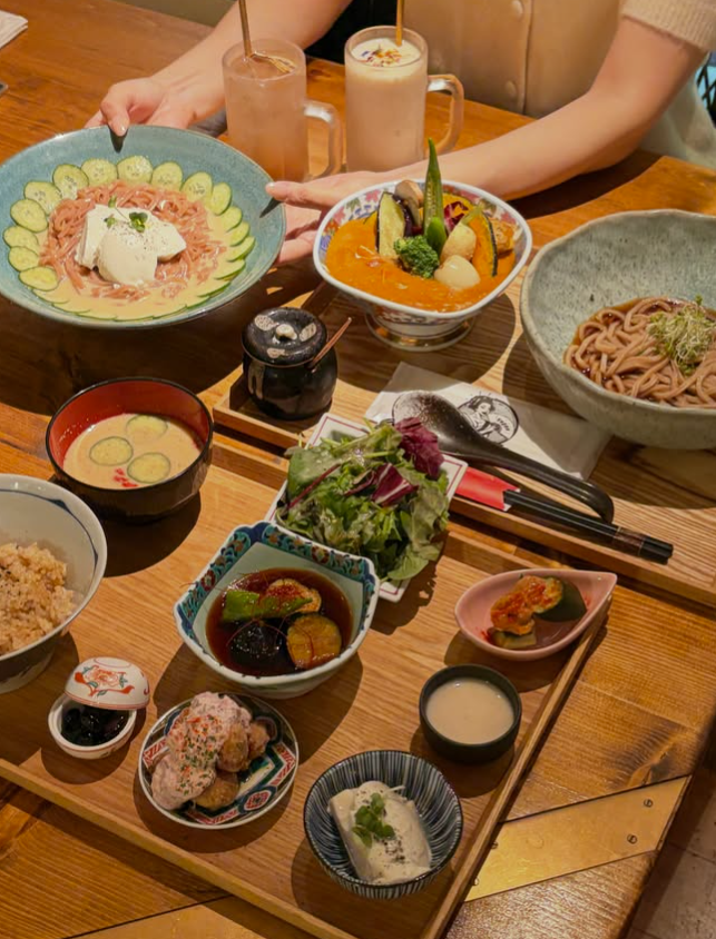 Brown rice udon Jingumae Kojiya