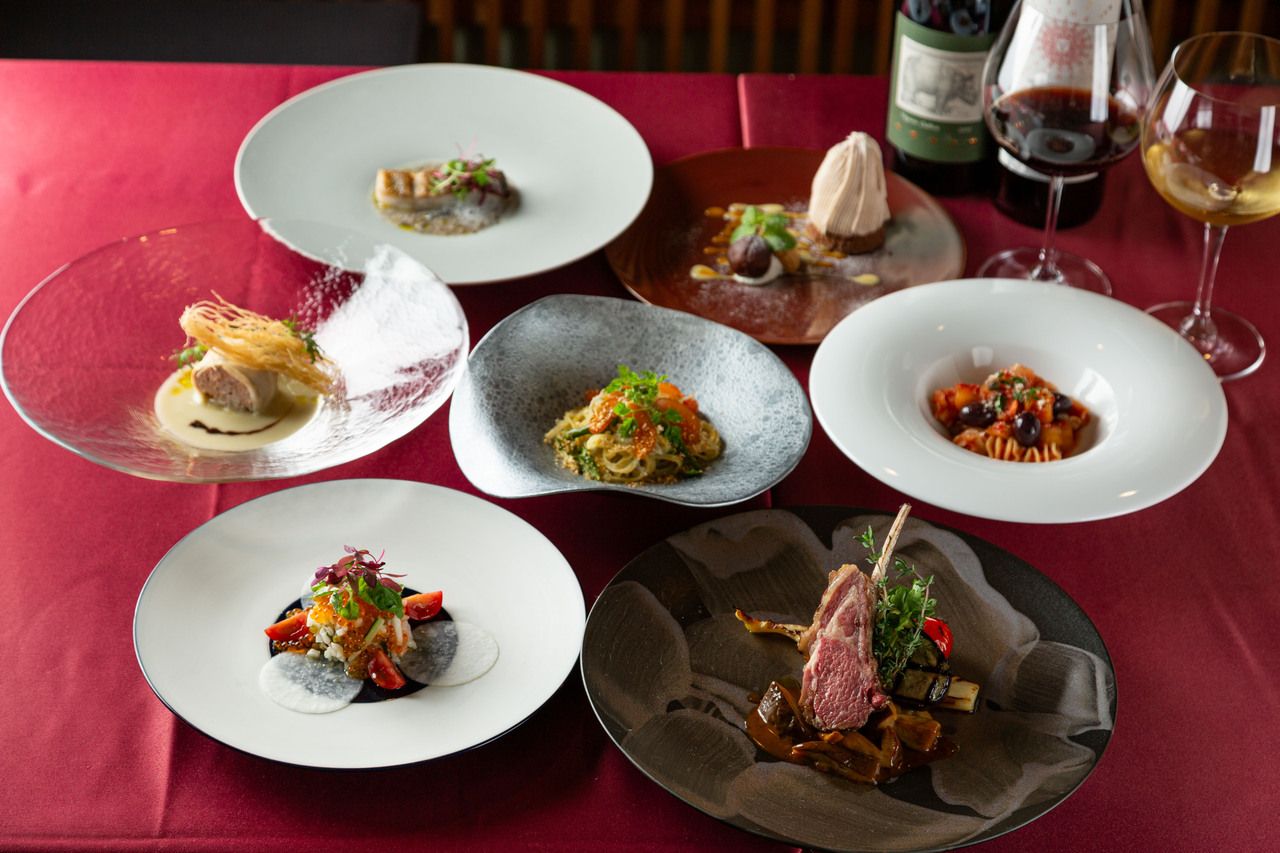 [Dinner] Creativo Course: Satisfying hospitality for special occasions.