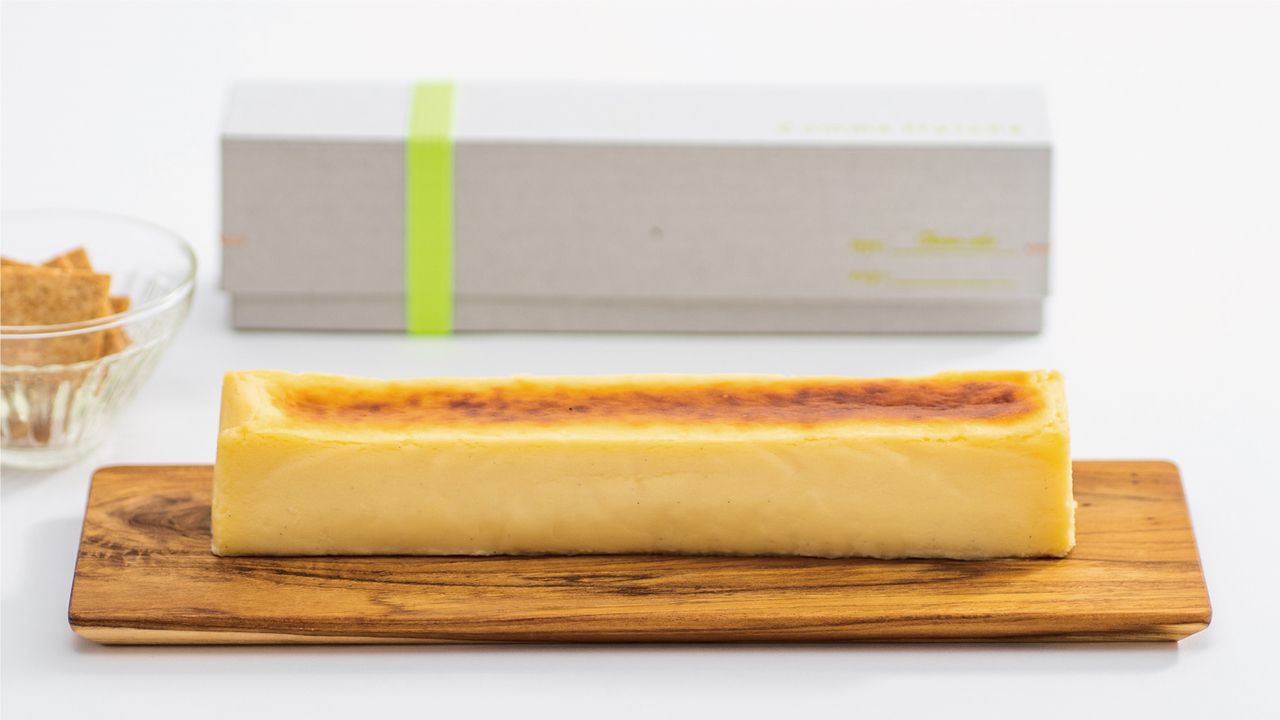 CHEESE CAKE