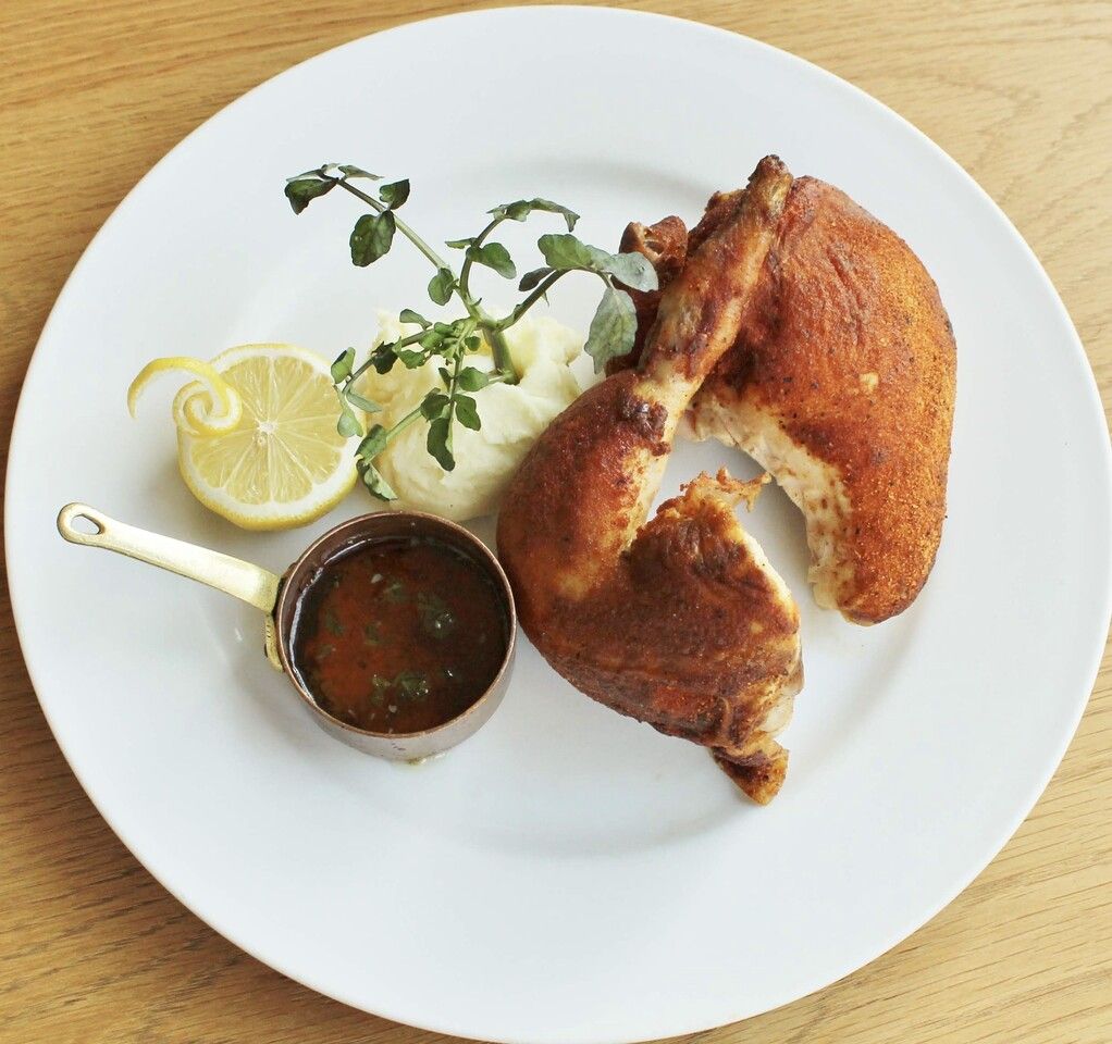 【テイクアウト】ROTIオリジナルロティサリーチキン　1/2羽　【ライスorバケット付き】