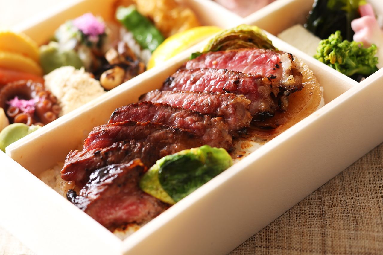 【期間限定】黒毛和牛ステーキ重弁当