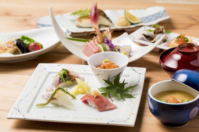 昼会席