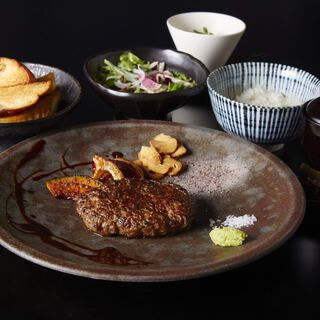 ［平日限定10食］特製ハンバーグランチ　2,750円