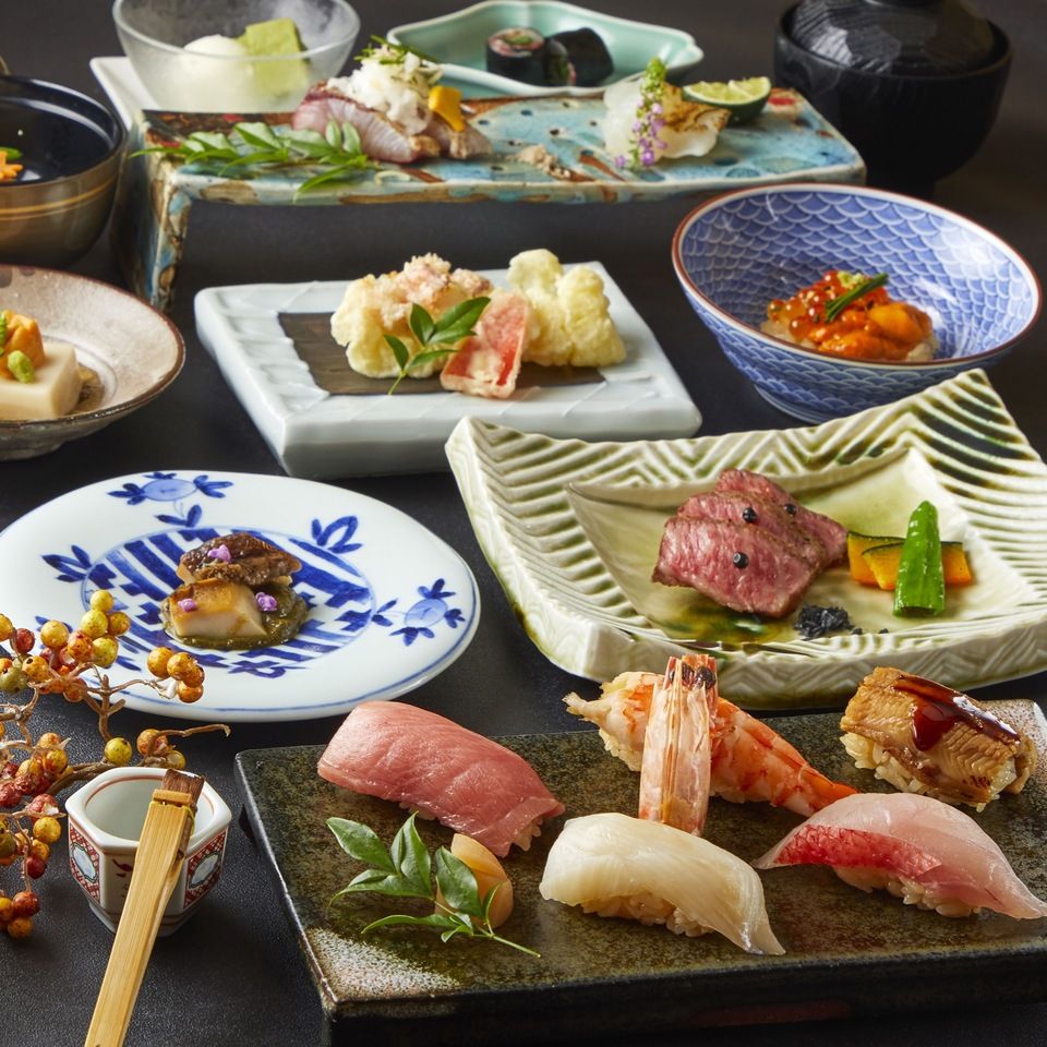 The most popular item! [Sushi and Japanese cuisine course] "5 Edomae sushi & young sweetfish tempura" & "Small pot of golden dashi soup with cherry snapper, Spanish mackerel and spring vegetables & Wagyu beef sushi and black hair Wagyu beef special" 9 dishes in total 6,000 yen (excluding tax)