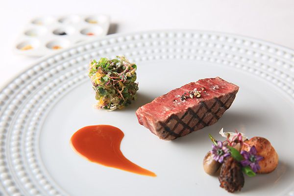 【個室/半個室！お顔合わせや結納に】オマール海老や国産牛フィレなど豪華食材を使用した全6品フルコース