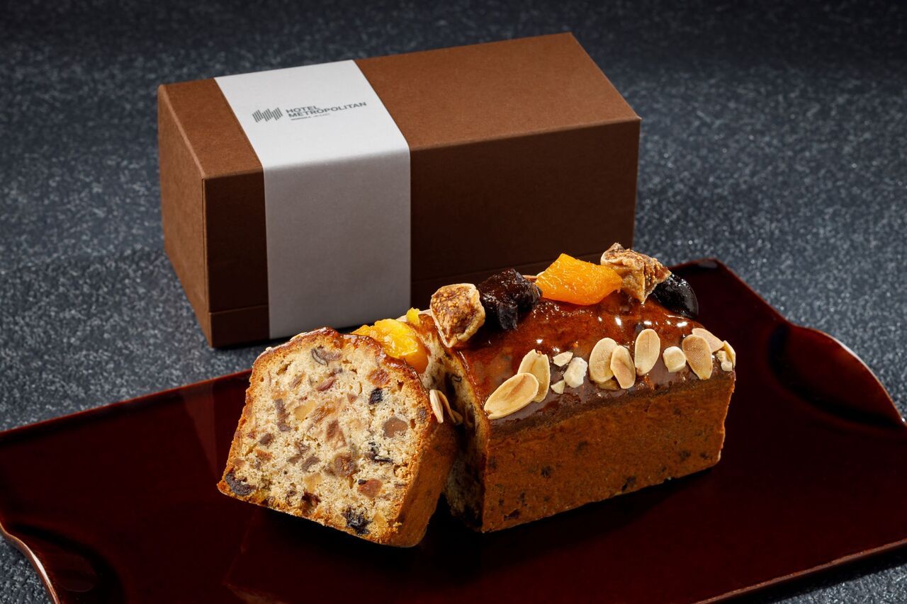 【クローバー】 ケーク・フリュイ（フルーツケーキ）