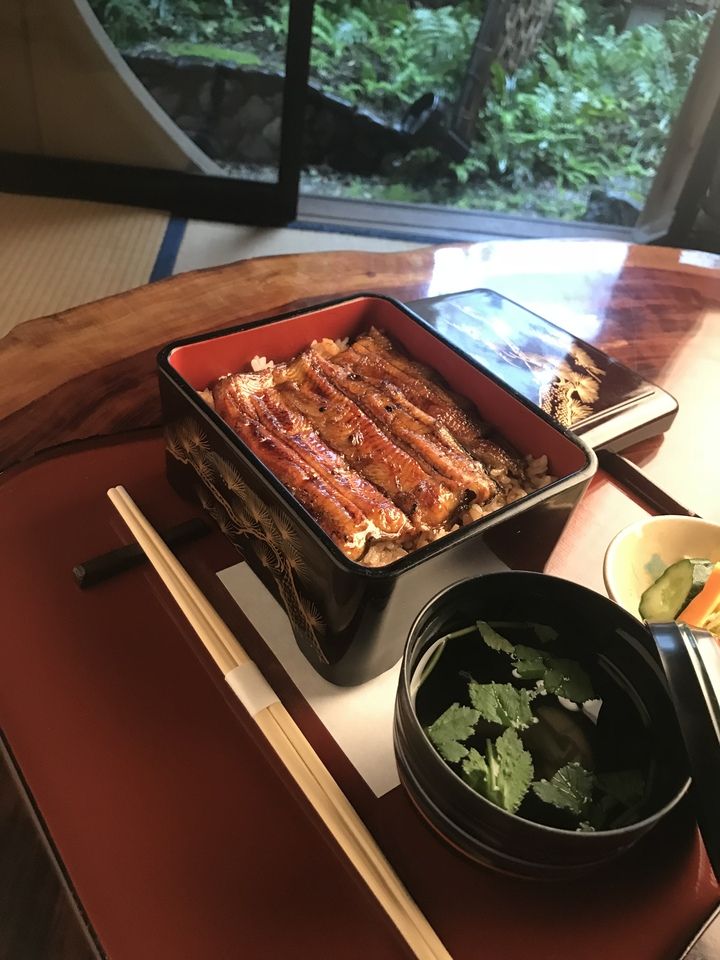 [Eel rice box] Ume Take-out