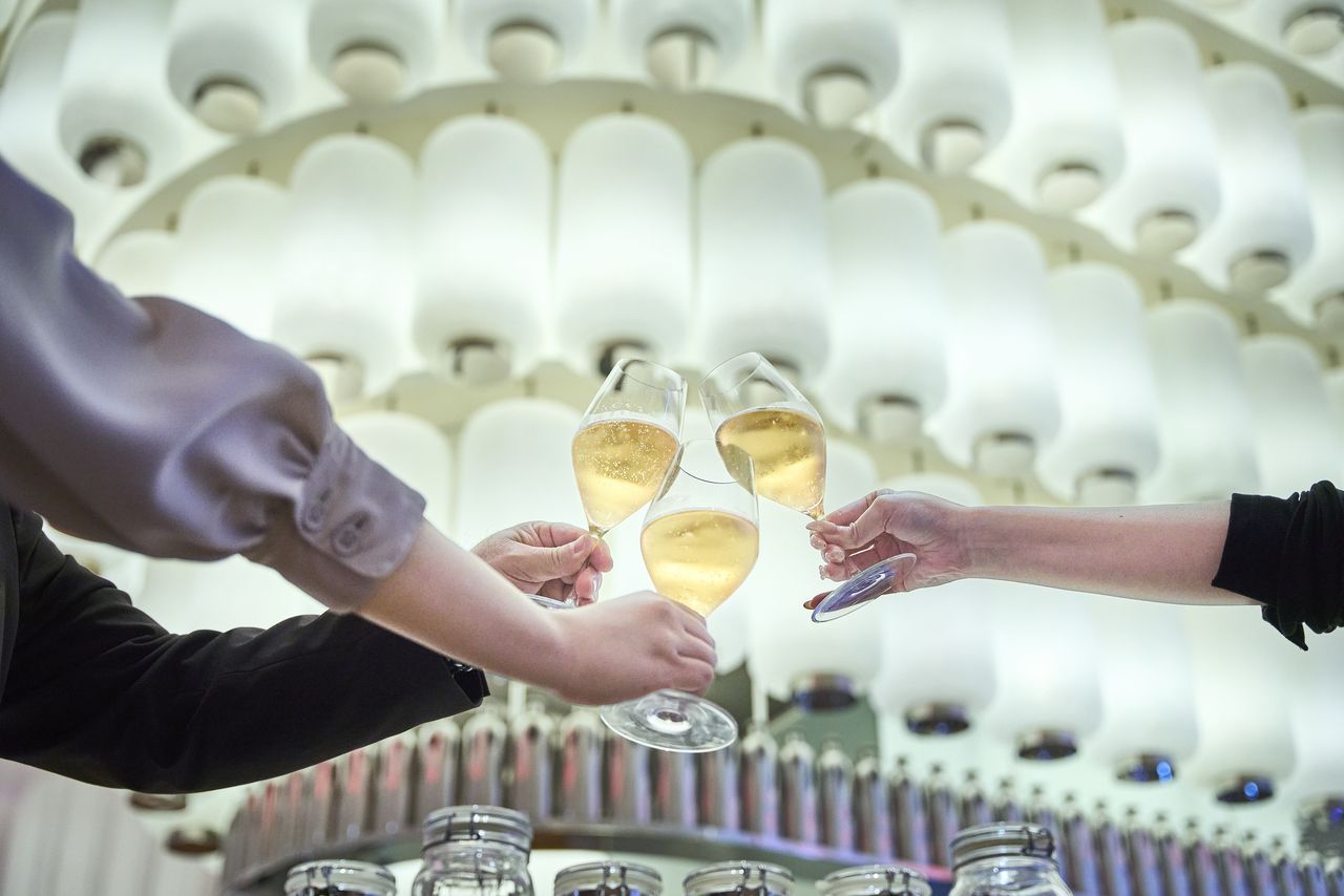 FUEL AS LIVING ROOM W Osaka Original Drinks Free Flow