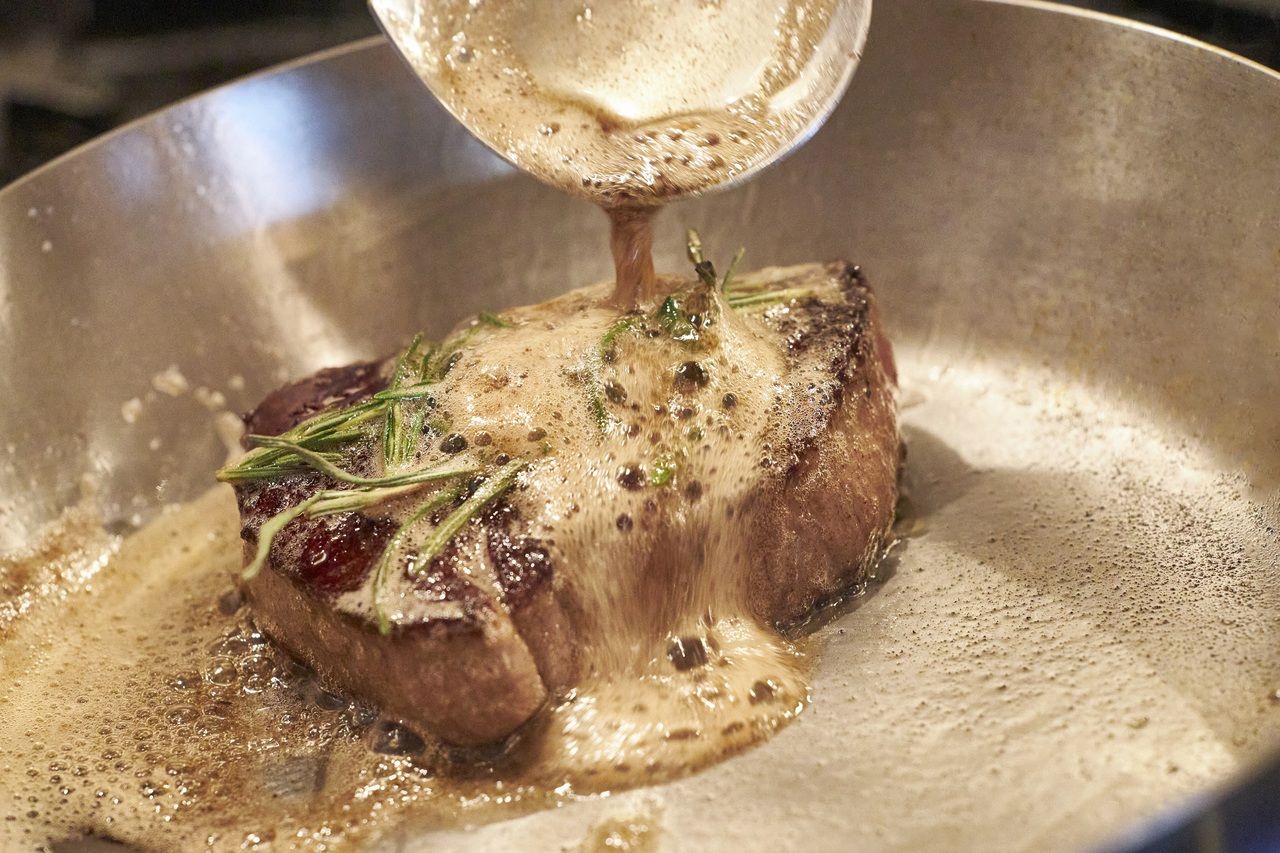 【平日/ 期間限定ディナー(5/31まで)】特選和牛テンダーロインステーキ ディナー＋選べる1ドリンク付（平日17時30分～18時30分来店限定）