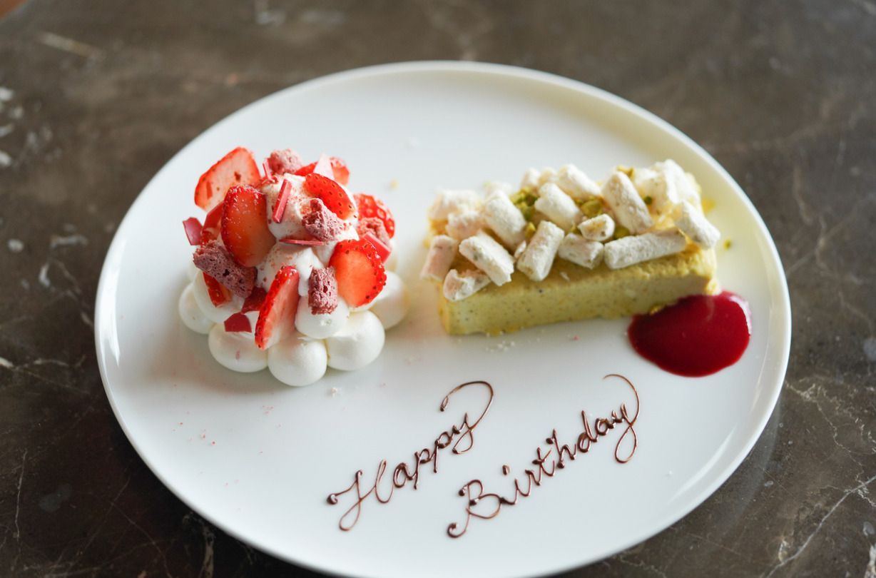 [Holiday Lunch Only] Assorted 2-item dessert plate