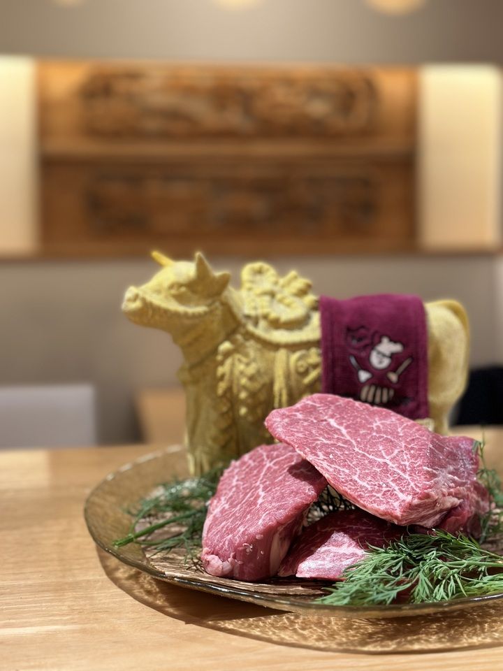 【含日本酒的無限暢飲套餐】筷架、特色菜、土鍋飯、黑毛和牛的菲力和瘦肉比較等11道菜品