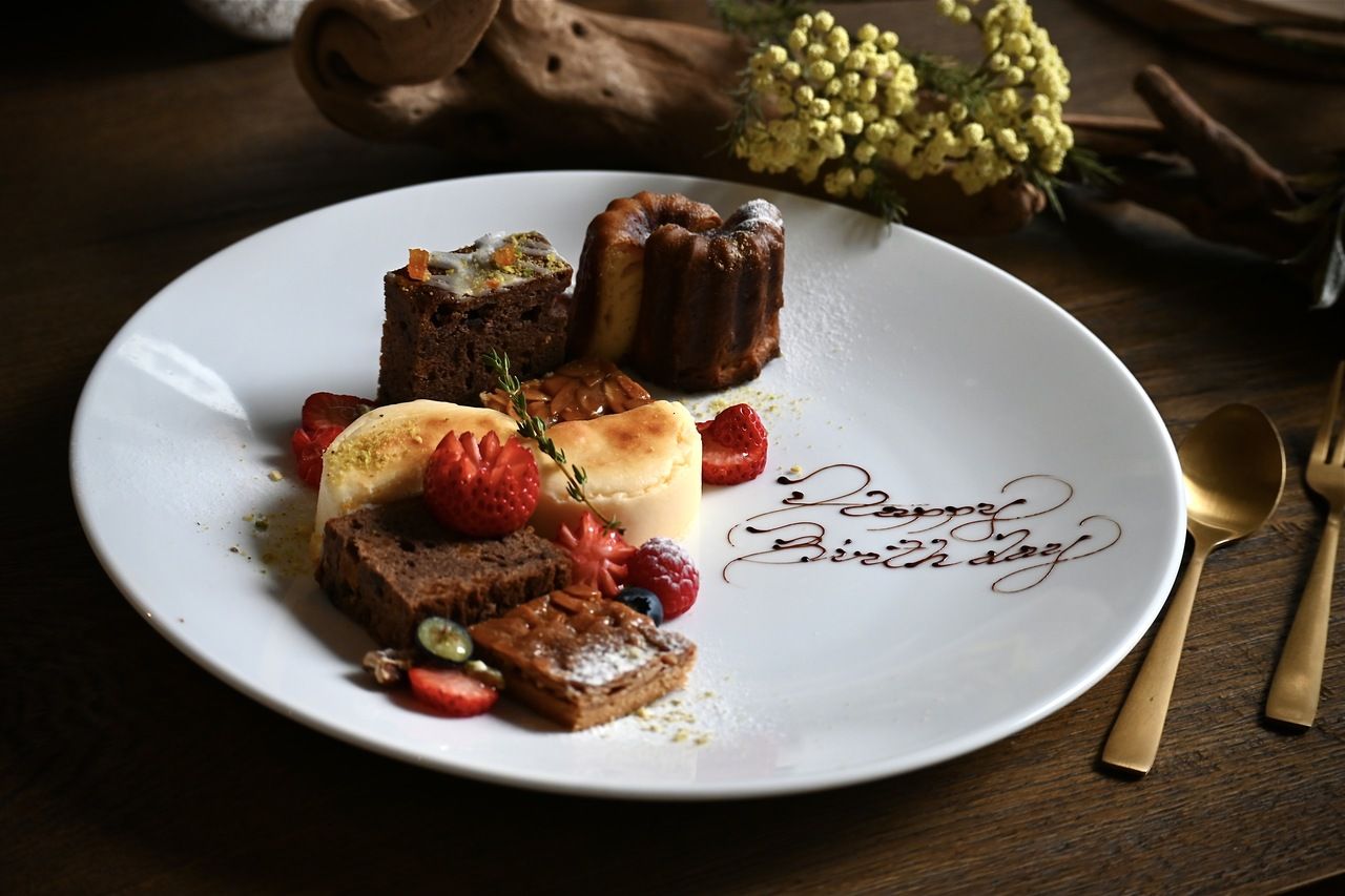 【Anniversary Plan】 A dessert plate with a message for the birthday or a special someone ♪