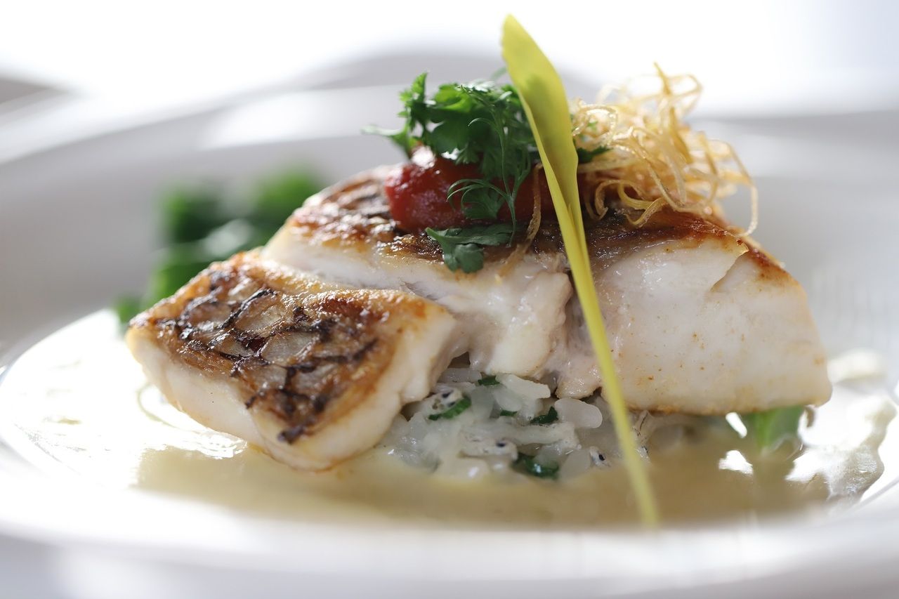 [Lunch B] 3 dishes in total, including a choice of meat or fish main course and appetizer