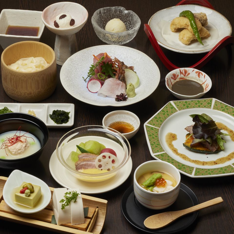 プレミアム ＋日本酒グラス＋プラチナ飲み放題