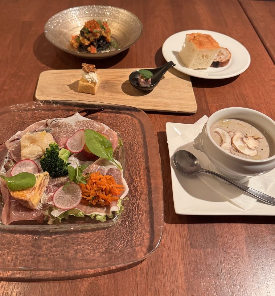 【ランチ限定】前菜、スープ、選べるパスタランチ